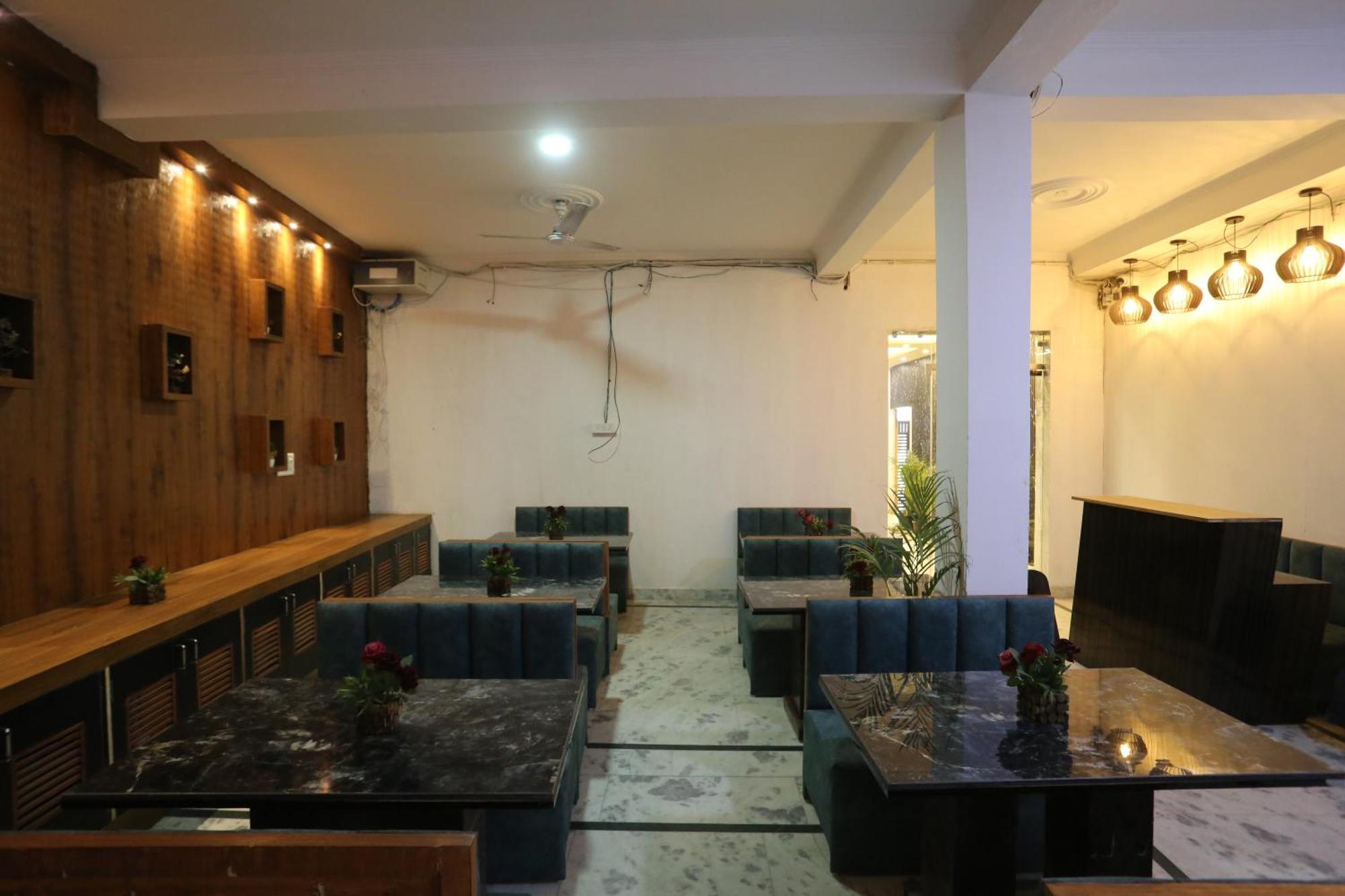 Backpackers - Ink Hotels Delhi Airport By Ss Group 新德里 外观 照片