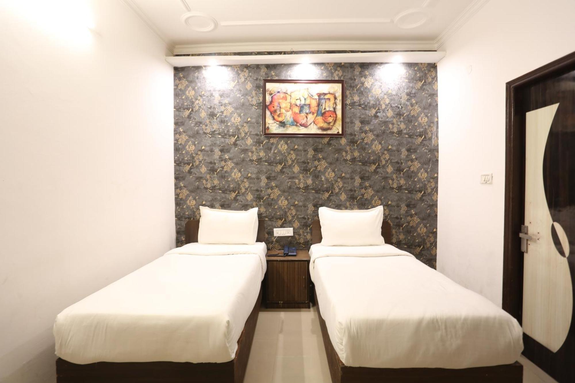 Backpackers - Ink Hotels Delhi Airport By Ss Group 新德里 外观 照片