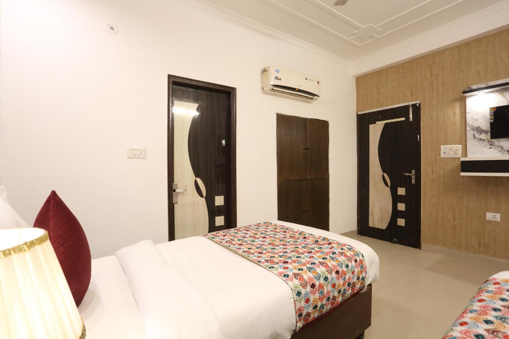 Backpackers - Ink Hotels Delhi Airport By Ss Group 新德里 外观 照片